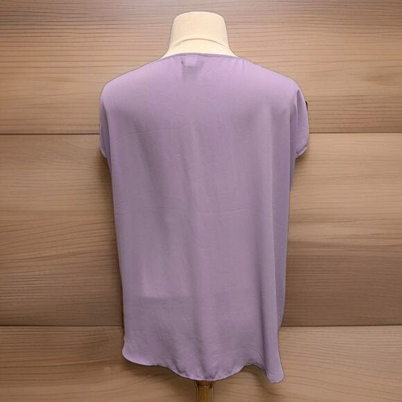 Torrid Size 1X Lavender Black Lace Blouse Sleeveless Pullover top - Picture 3 of 8